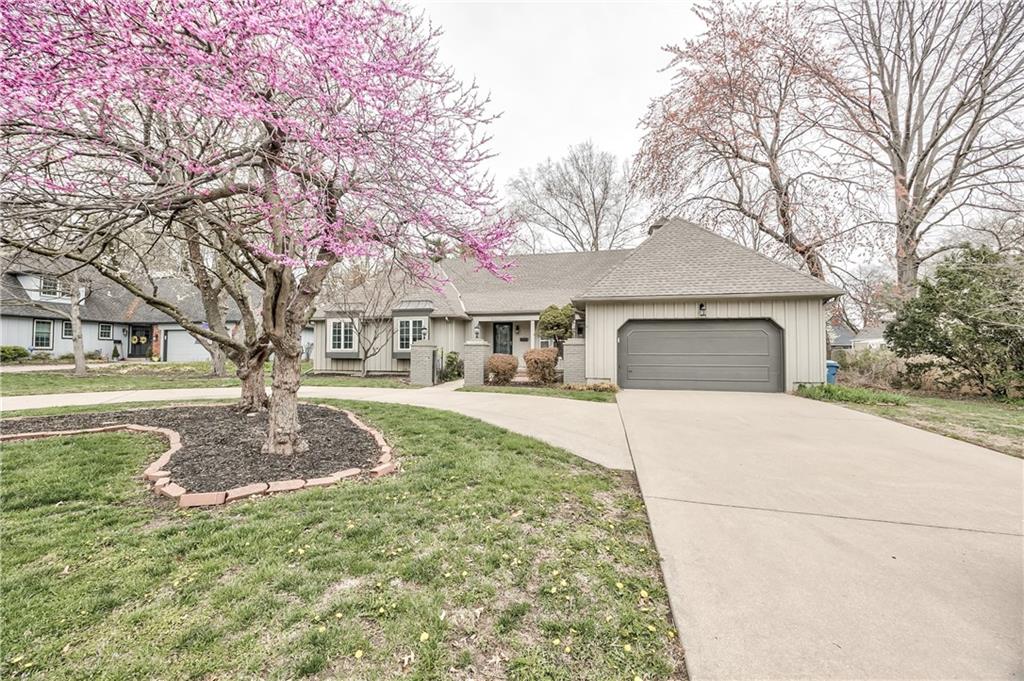 4304 W 83rd Street