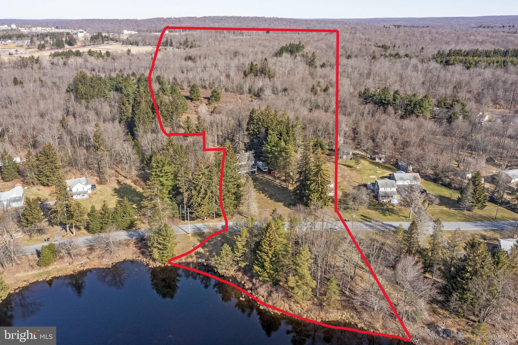 2101 Lakeside Dr  