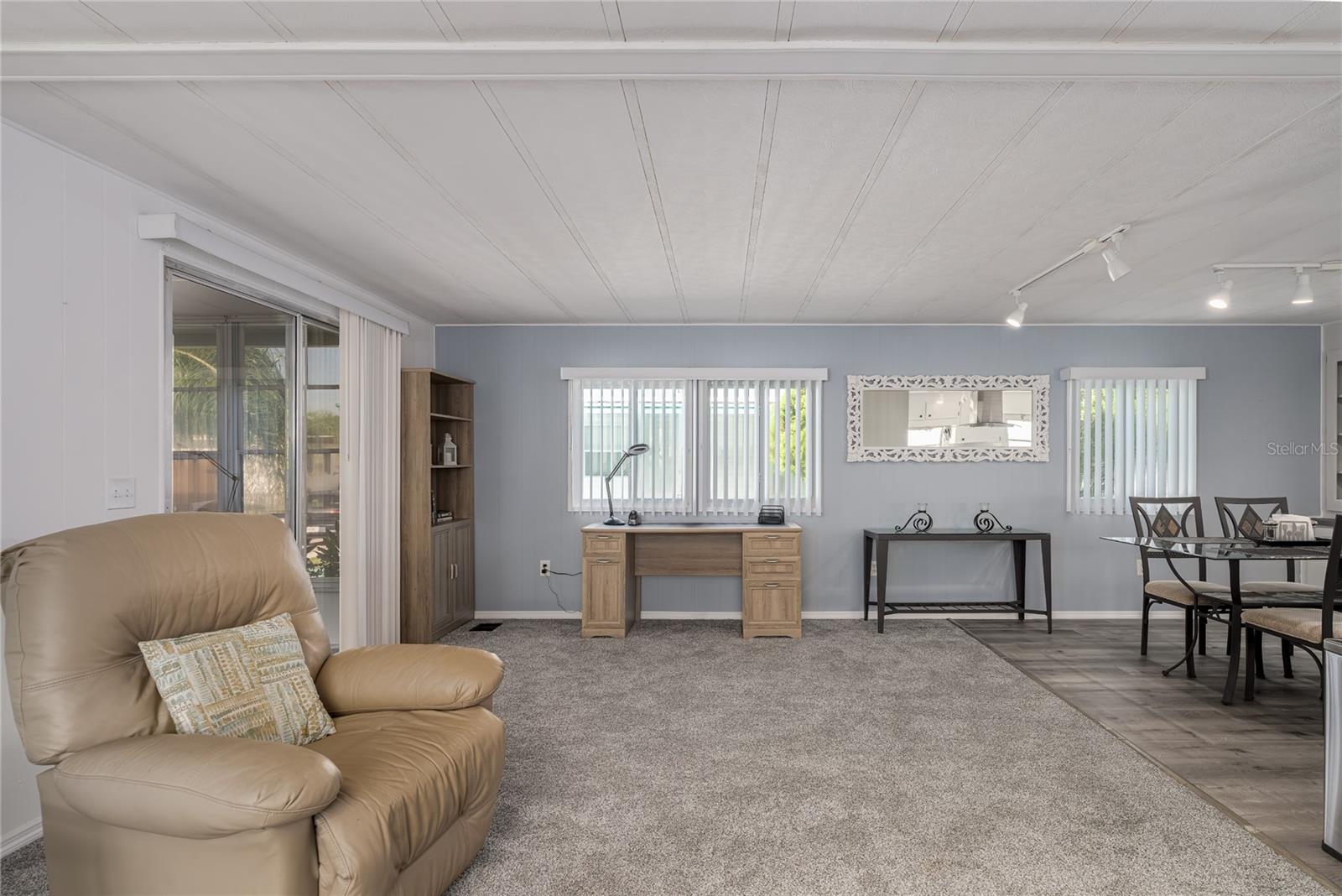 5619 Bayshore Road 218