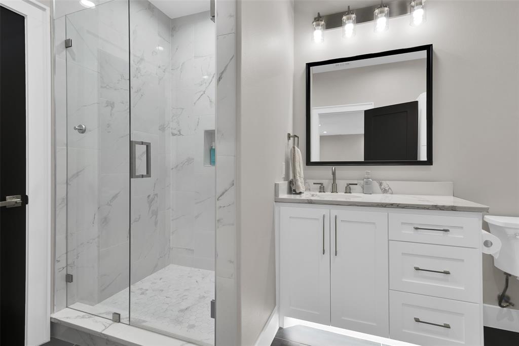 931 Waterloo Lake Drive