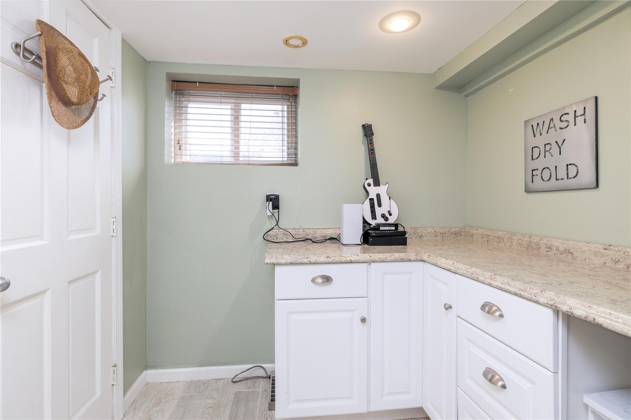 3706 Regent Lane
