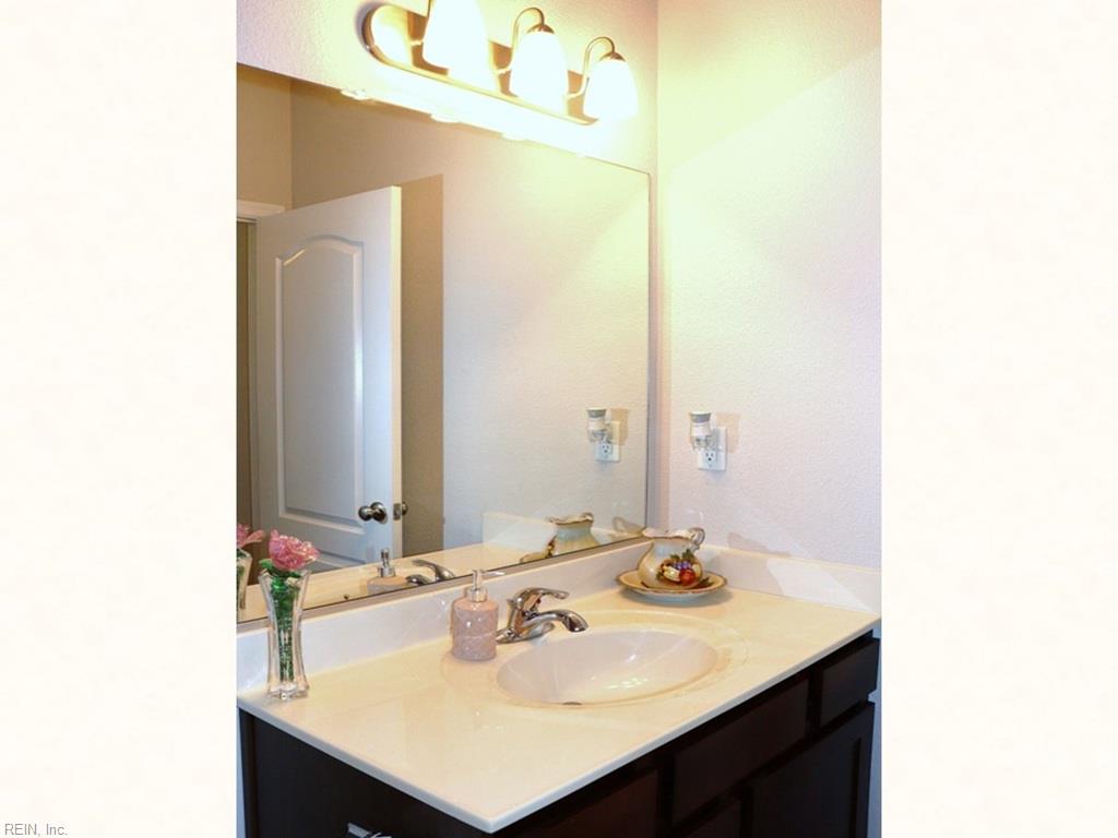 515 Waterside Drive 117