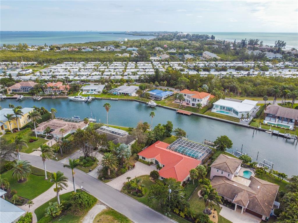 700 Old Compass Road