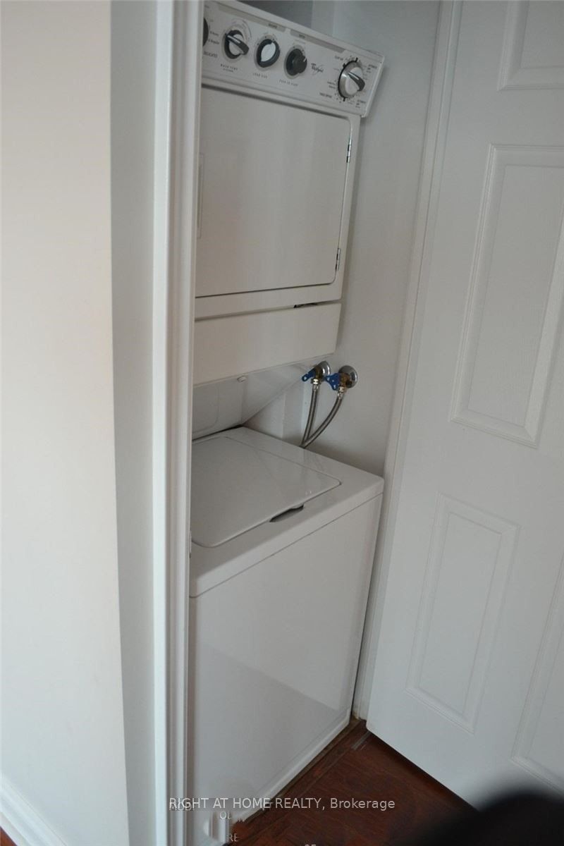 25 Greenview Ave 2319