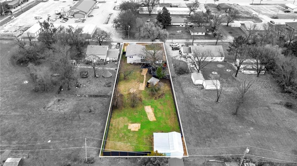 211 N Lincoln Street