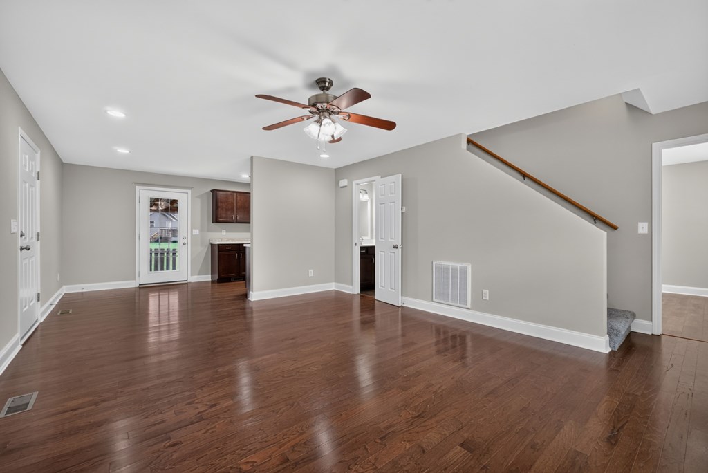 1622 Bobby Nichols Dr
