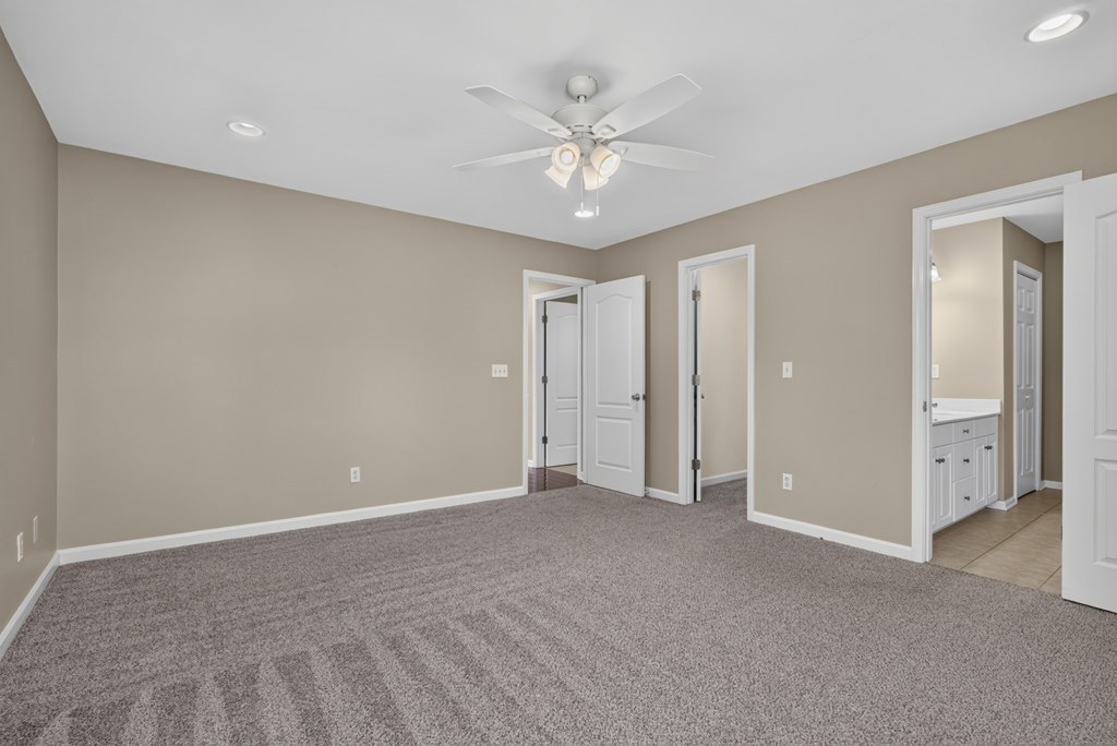 2633 Suffolk