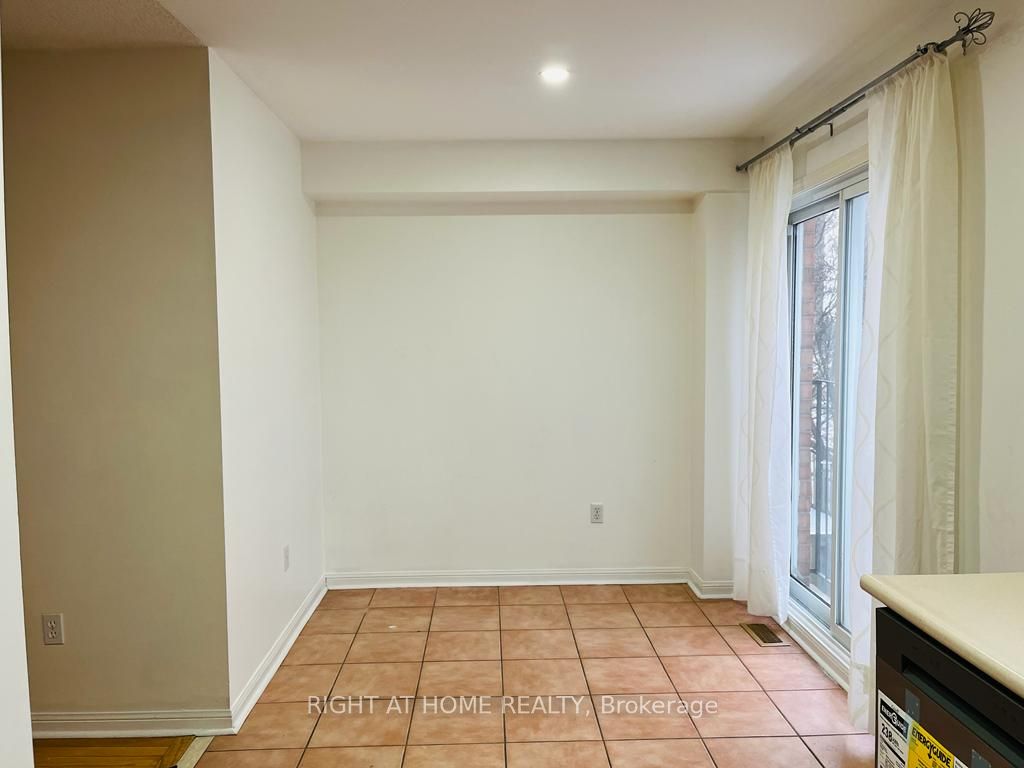 80 Acorn Pl 20