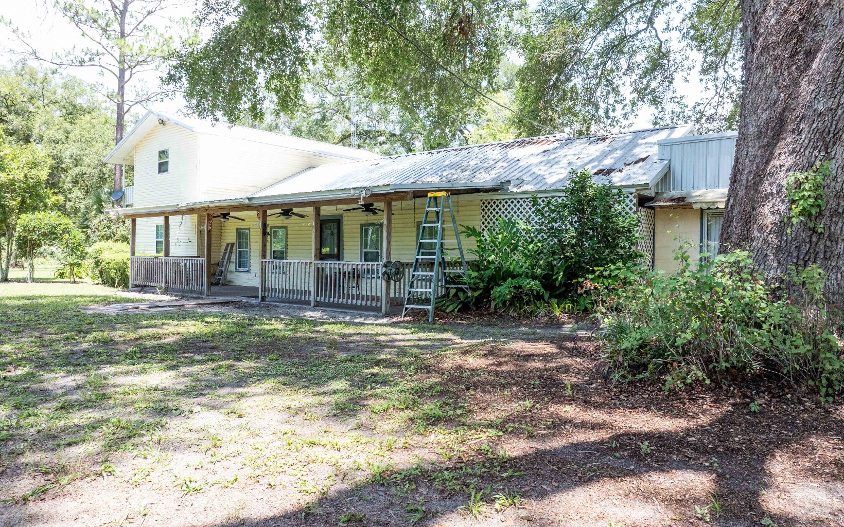 112 NE Rowan Rd