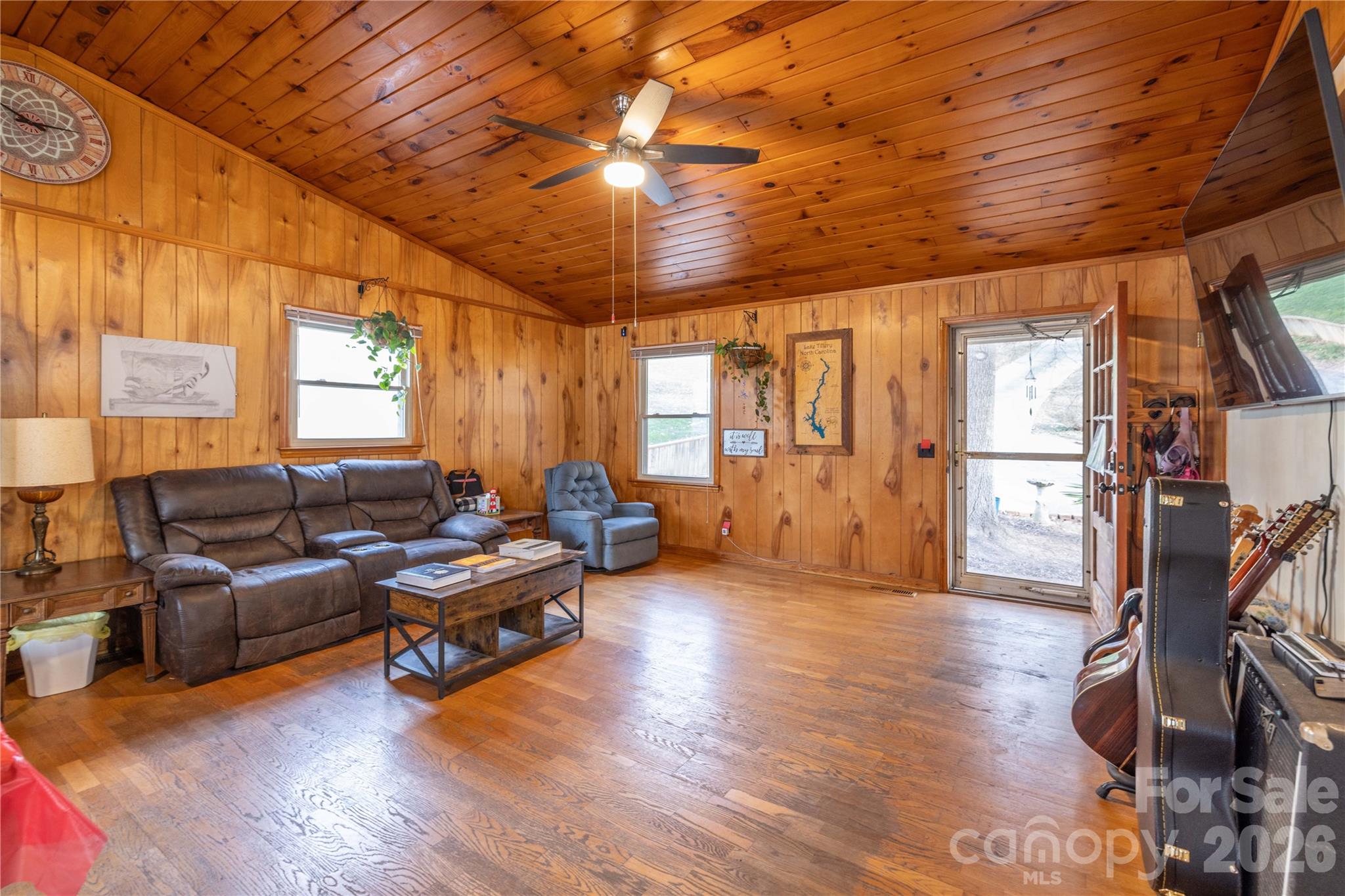 304 Fairfield Court