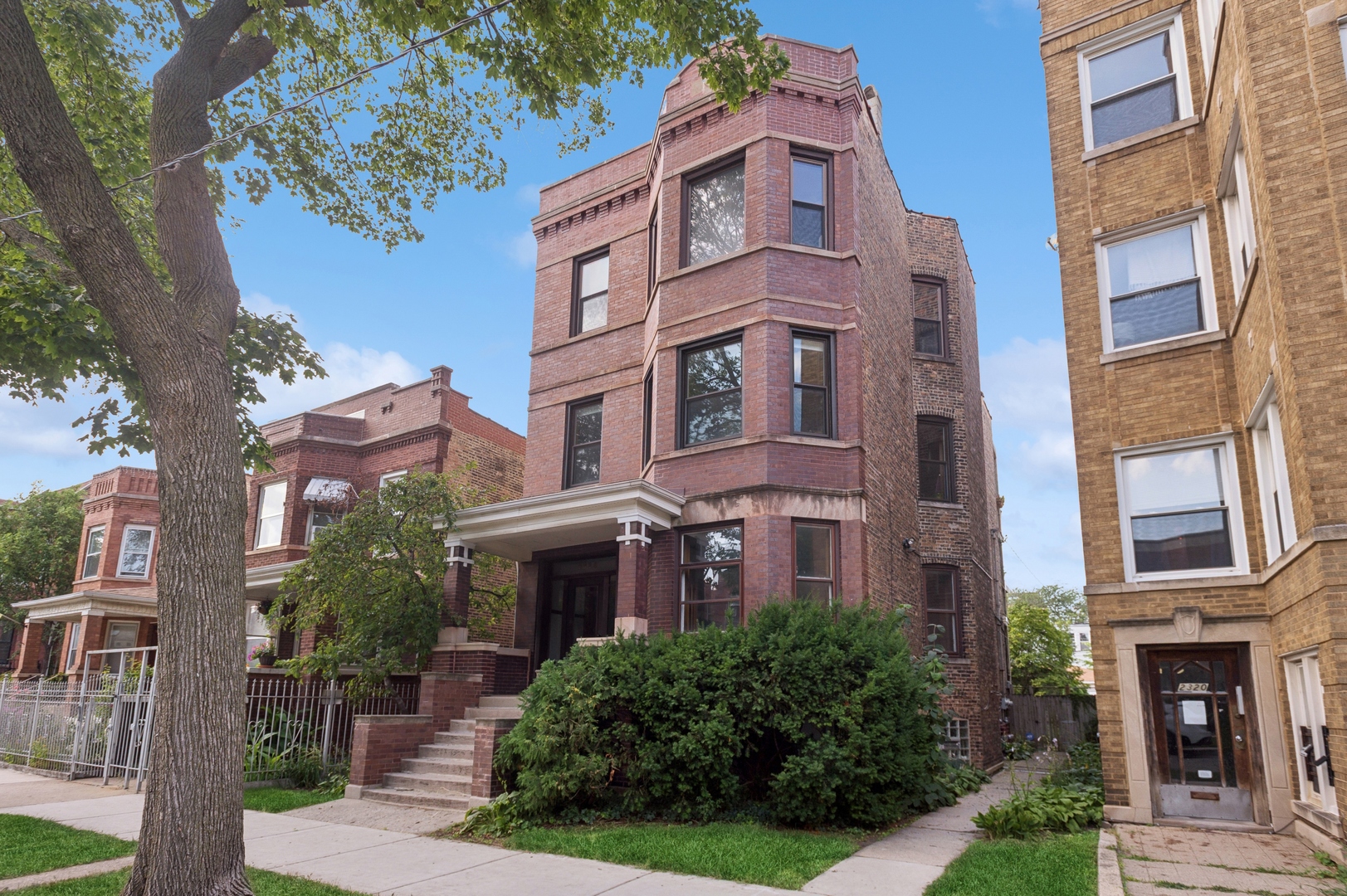 Located in the Ukranian Village, this top floor recently RENOVATED 3 bedroom, 1 bath is a beauty w gorgeous vintage detail including original woodwork, molding, built in hutch(es), etc. Has newer kitchen with white shaker cabinets, subway tile backsplash and honed granite countertop. All newer stainless steel appliances (5 years old) with newer (private) washer/dryer in the basement. Updated bathroom with white vanity and marble top. Great closet space plus add'l in basement. Newer HVAC and hot water heater. Additional updates include newer lighting, closet doors, etc. Large deck off the kitchen. Room for table. Lovely shared landscaped yard (22X32)! Central air and garage parking included.  Fabulous location - steps from public transportation and all that Division street corridor has to offer.