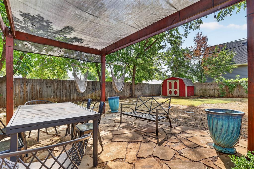 1216 NW 39th Street