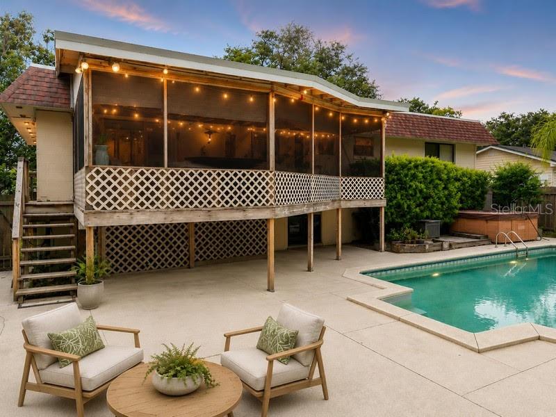 1511 Glastonberry Road