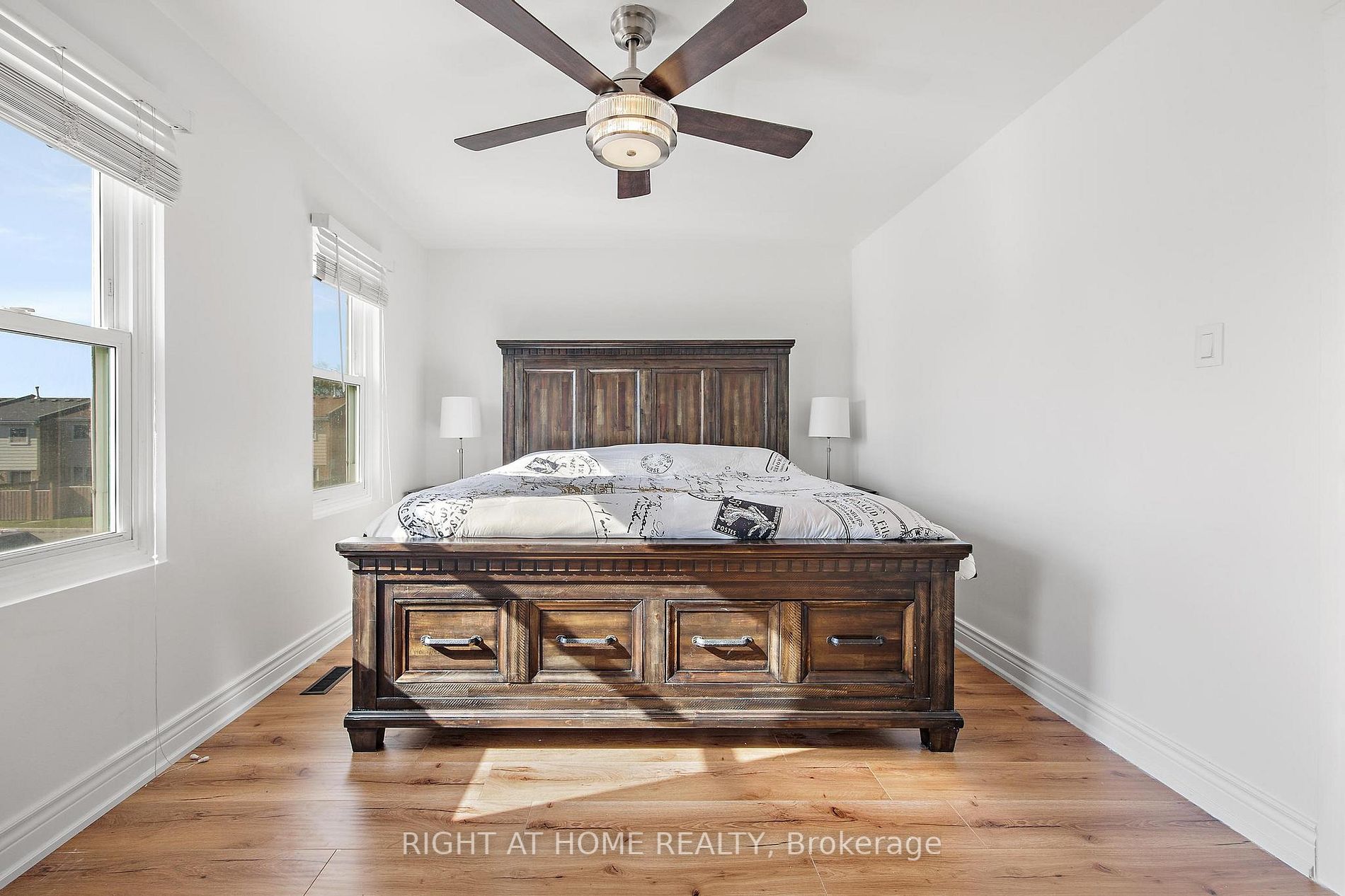 1020 Central Park Dr 82