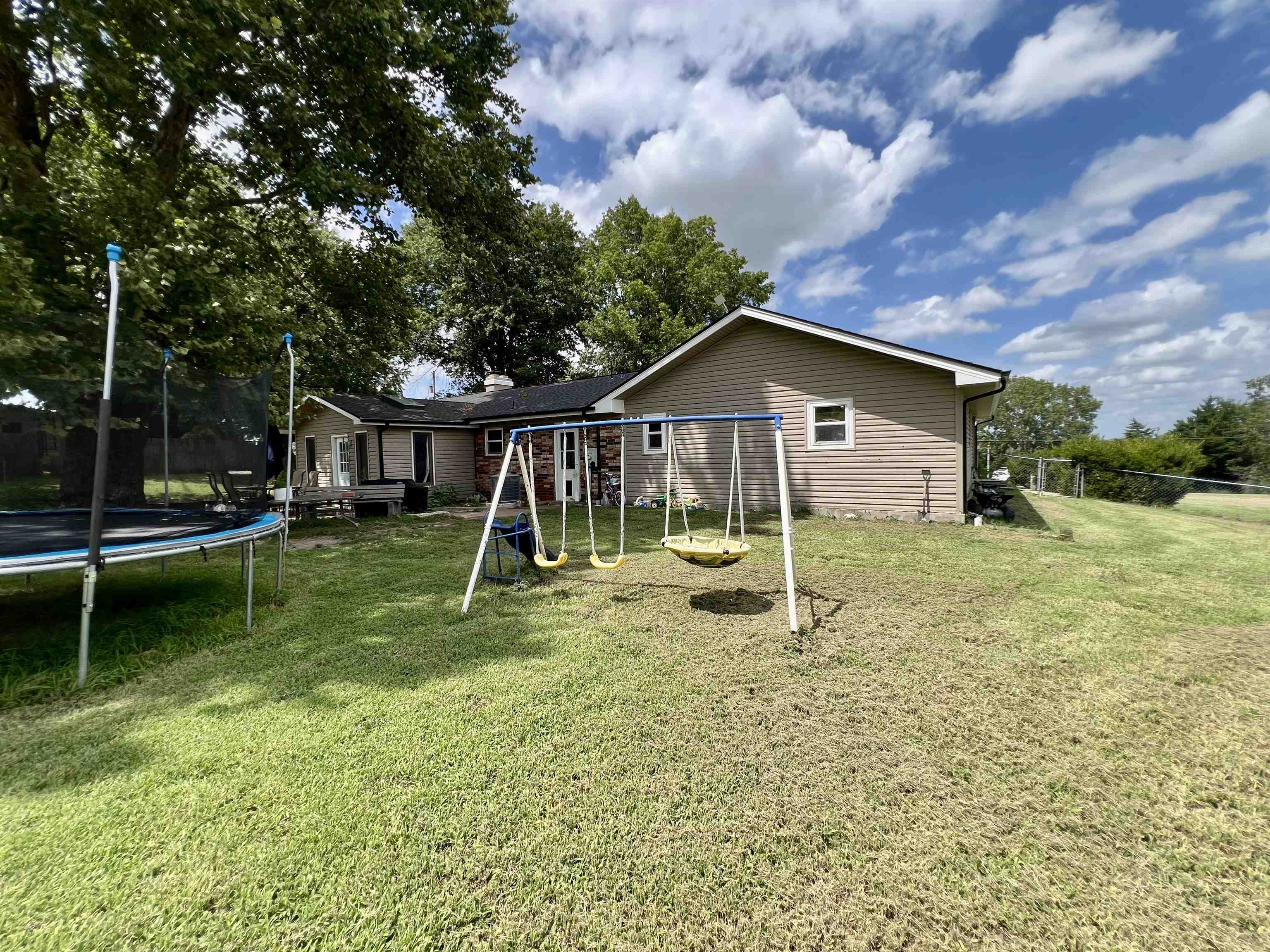 6227 304th Rd