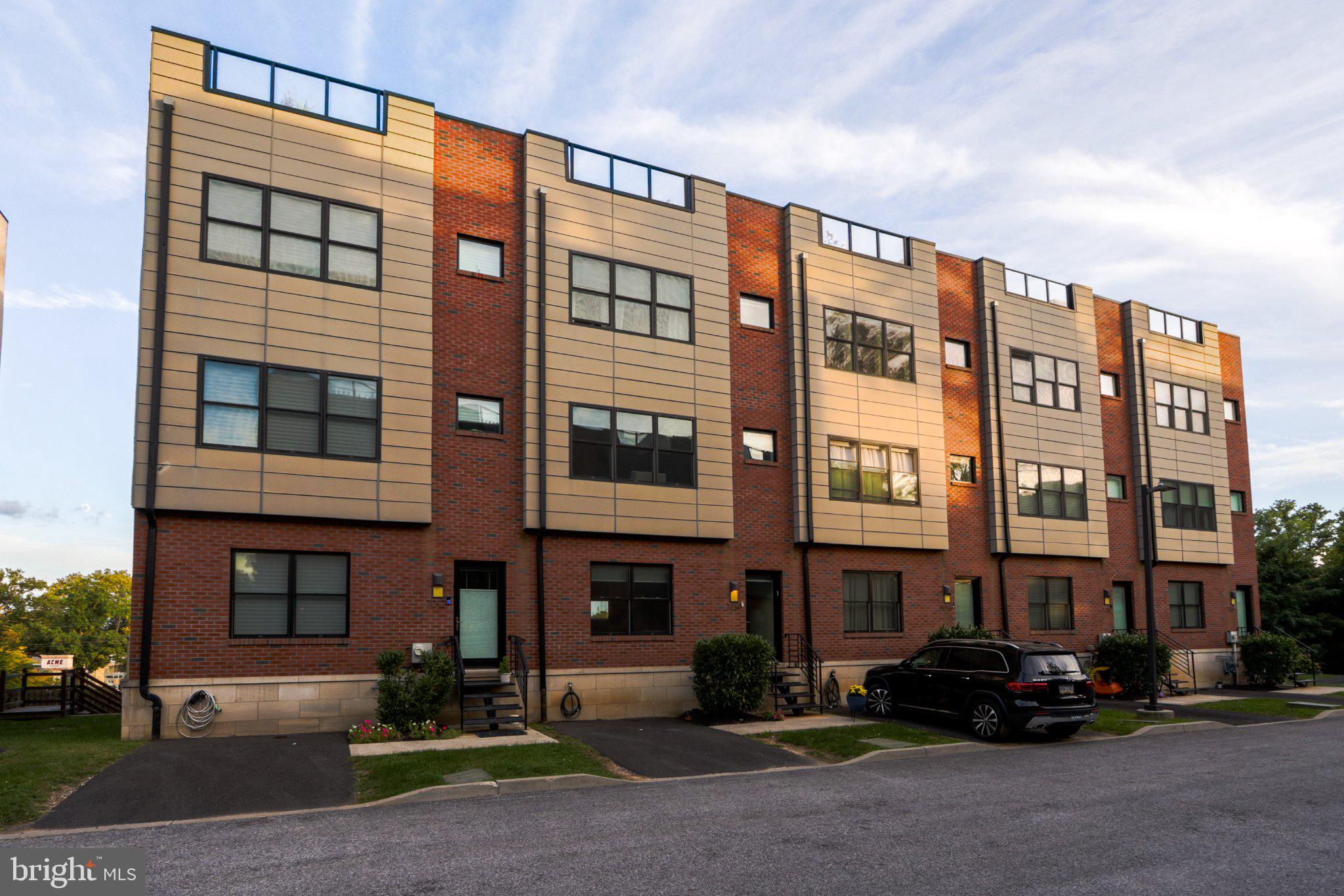 Residential for sale in Philadelphia, Pennsylvania, PAPH2679034