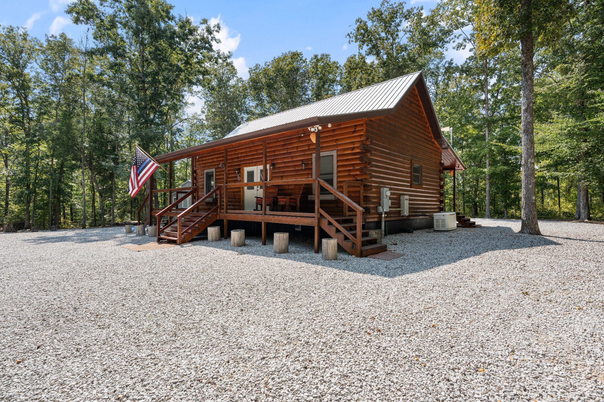 6095 Old Highway 13