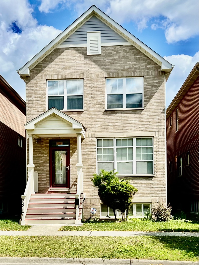 Welcome to this rarely available 2 stories single family home in the desirable Bridgeport neighborhood. This home offers 6 bedrooms and 3.1 bathrooms which has been well maintained and lovingly cared for by the current owner. The main level features a formal living room with a fireplace and dining area filled with natural light throughout. Gourmet kitchen w/ stainless appliances and granite breakfast bar. The large family room has a patio door to step out to the deck and backyard. The 2nd level features four bedrooms and two full baths. Master suite with a walk-in closet, sky view from the windows. Lower level has additional two bedrooms, a full bathroom and a large family room perfect for family and friends gathering and entertainment. Laundry room, utility room and tons of spaces for storage. Excellent location, Riverwalk path to Halsted Street. Walking distance to CTA Halsted Orange train station, #62 Archer bus, Chinatown, shops, groceries, restaurants and parks. Easy access to I 55/90/94/57 Expressway.