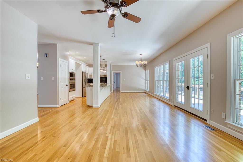 4904 Whitehaven Circle
