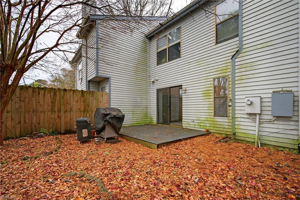 1512 Colonnade Drive