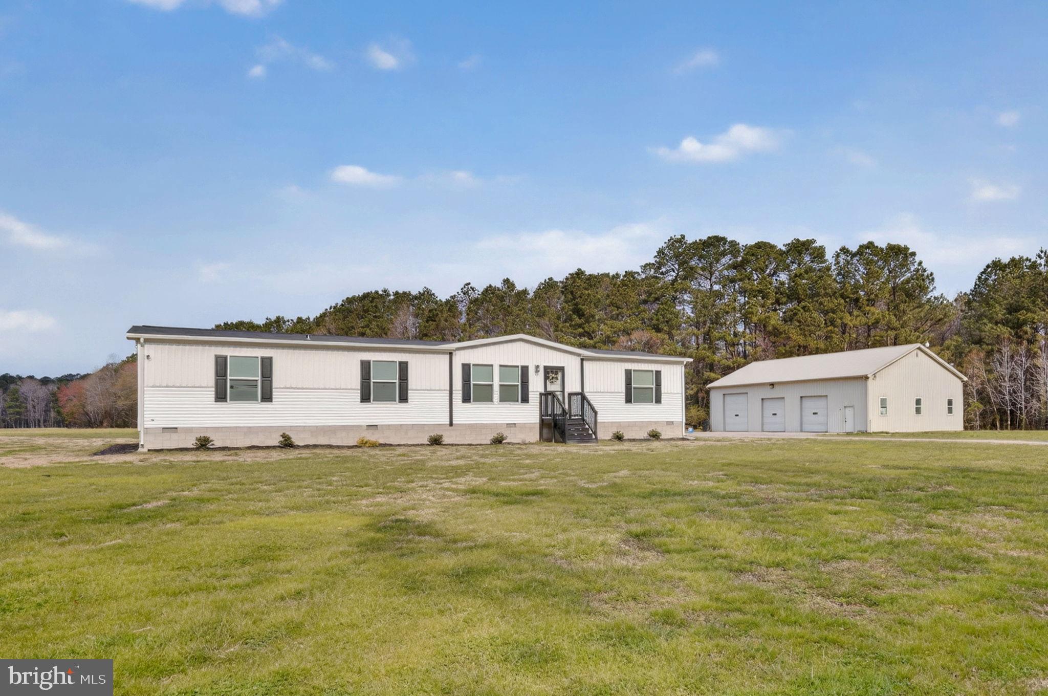 1013 Buck Hbr Rd  