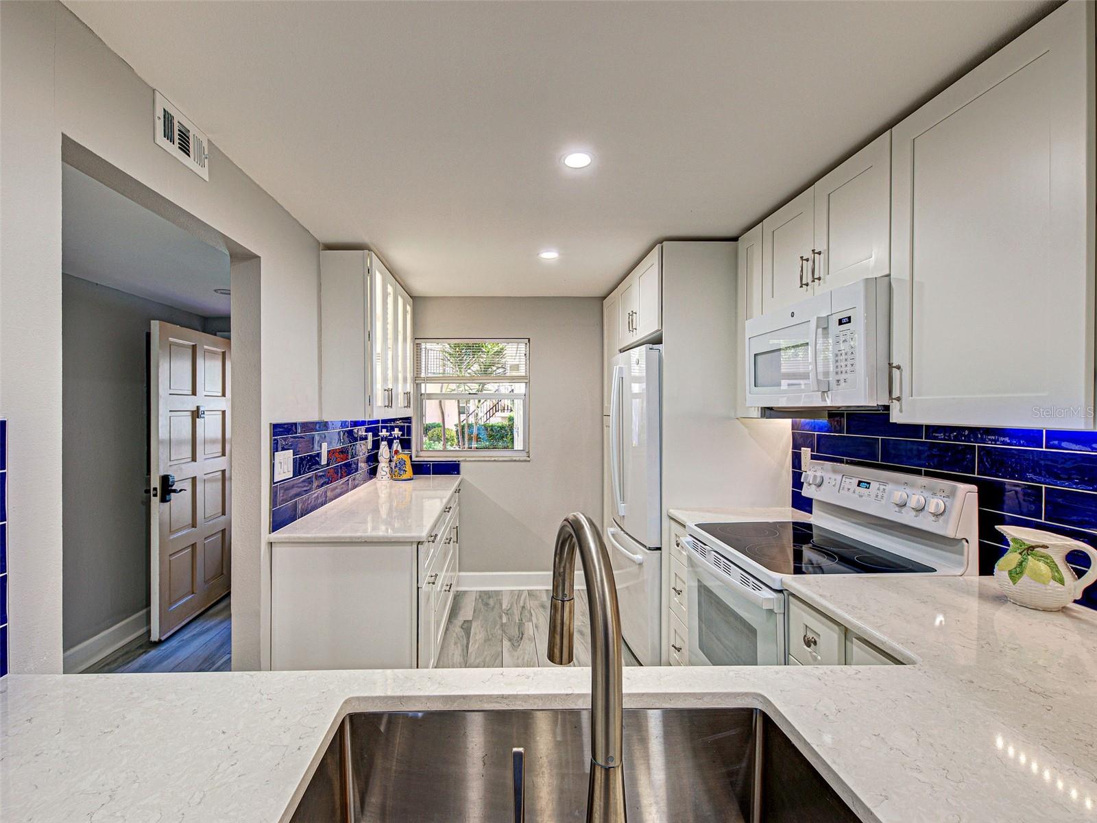 260 Santa Maria Street 109