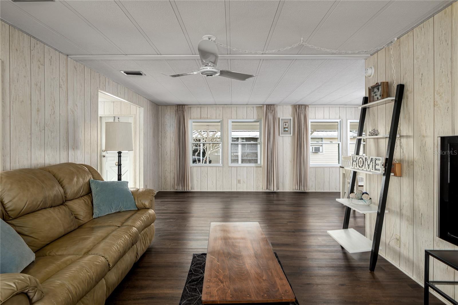 6710 36th Avenue E 8