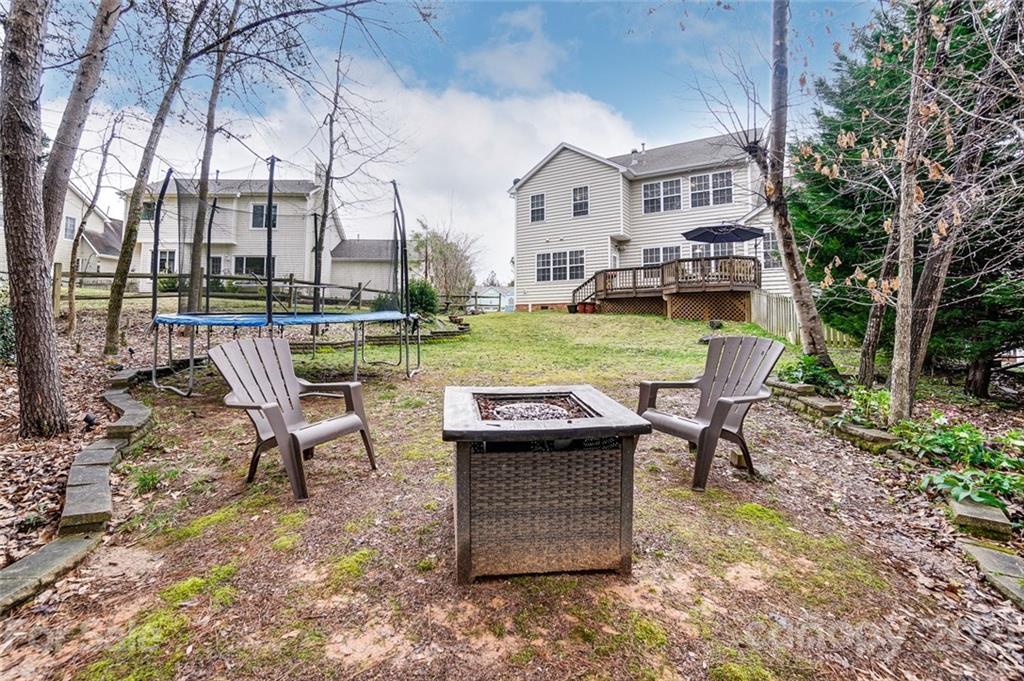 12058 Pelican Court