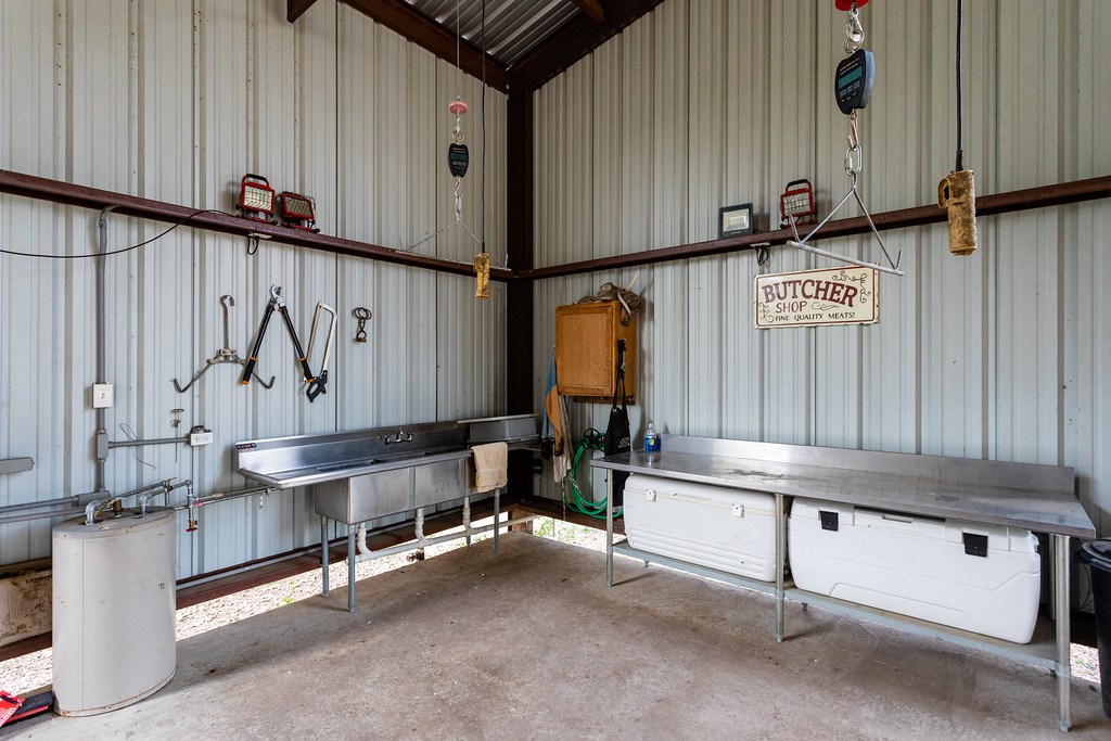 101 NE Big Draw Drive