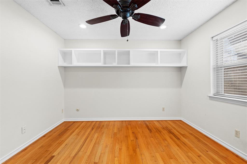 1222 W Lovers Lane