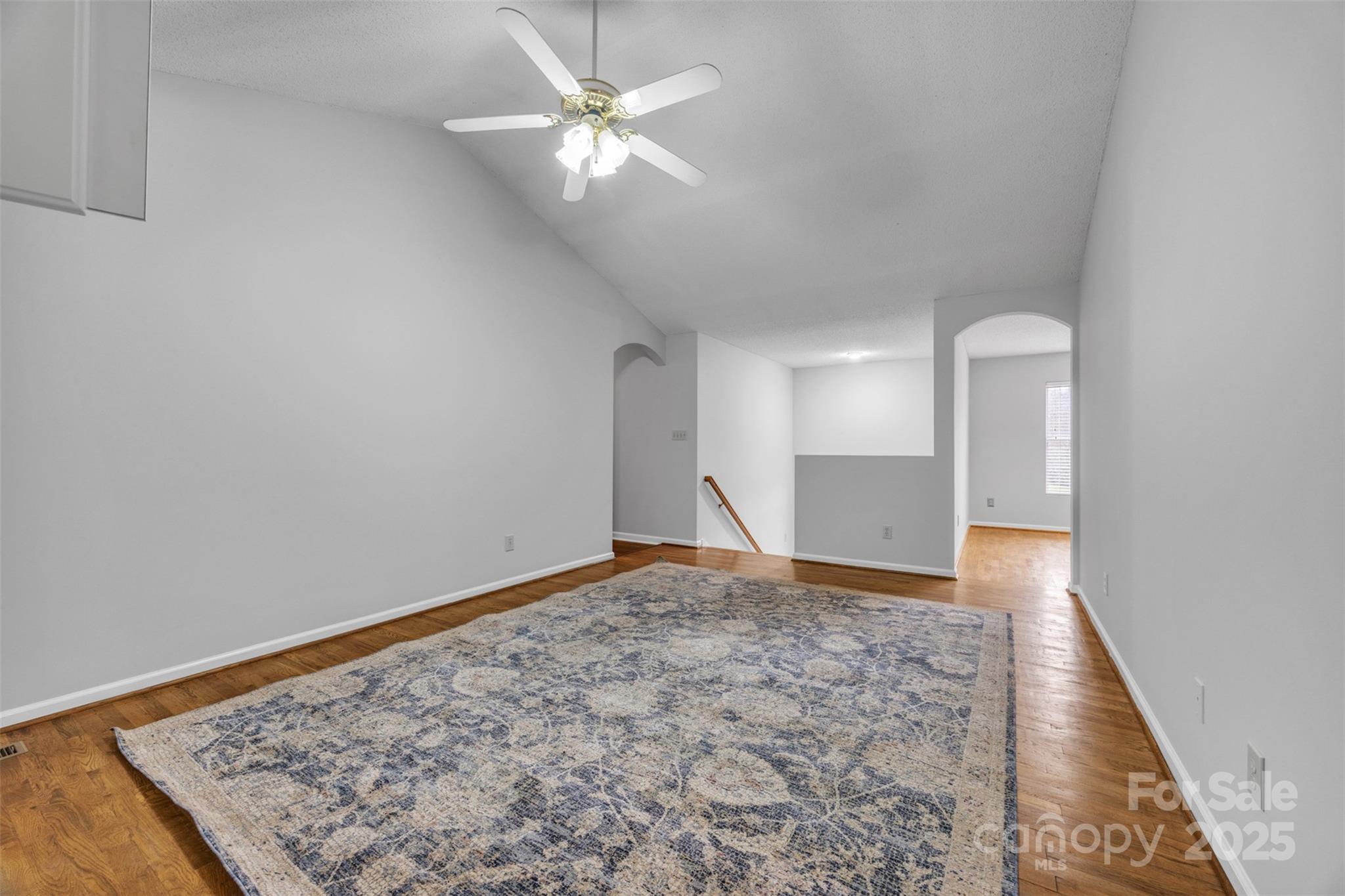 552 Meadowridge Drive