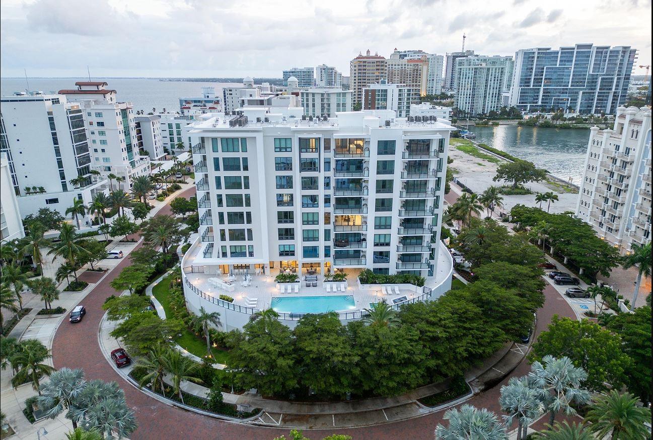 325 Golden Gate Point, Sarasota, FL