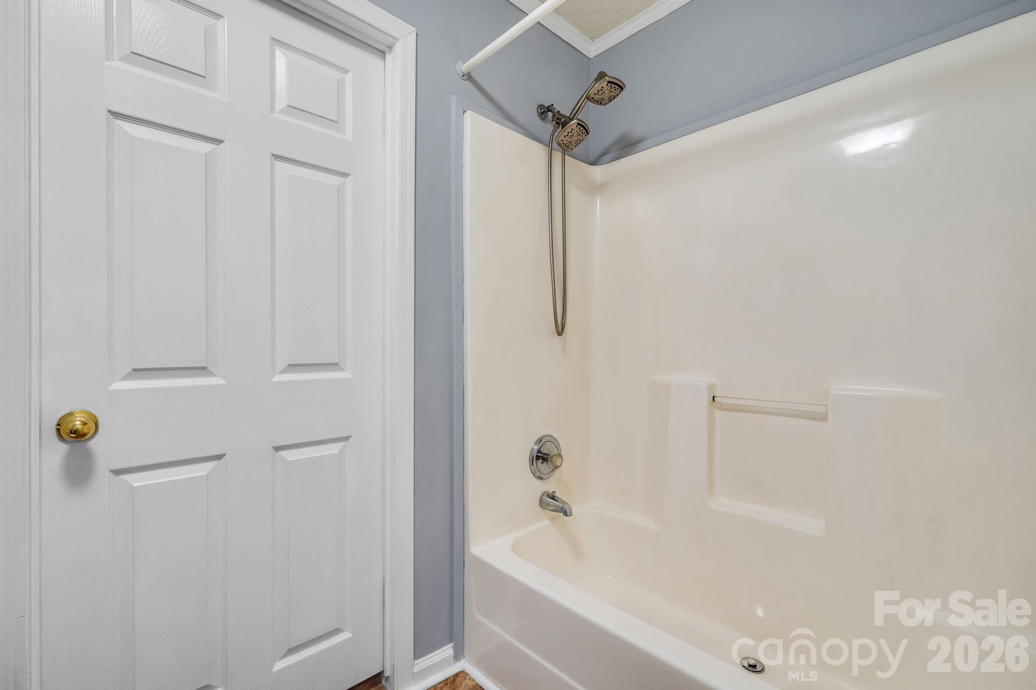 3015 Farm Pond Lane
