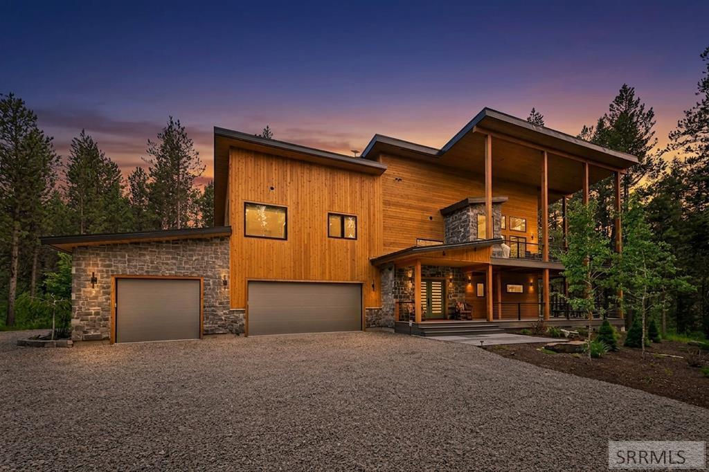 4327 Bridger Ridge