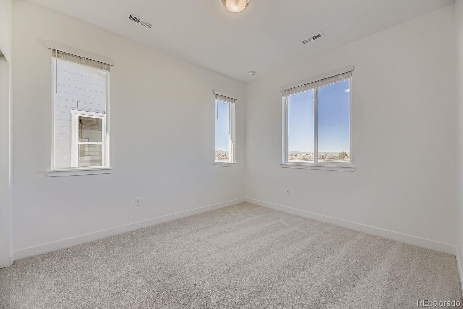 7724 S Cherokee Trail