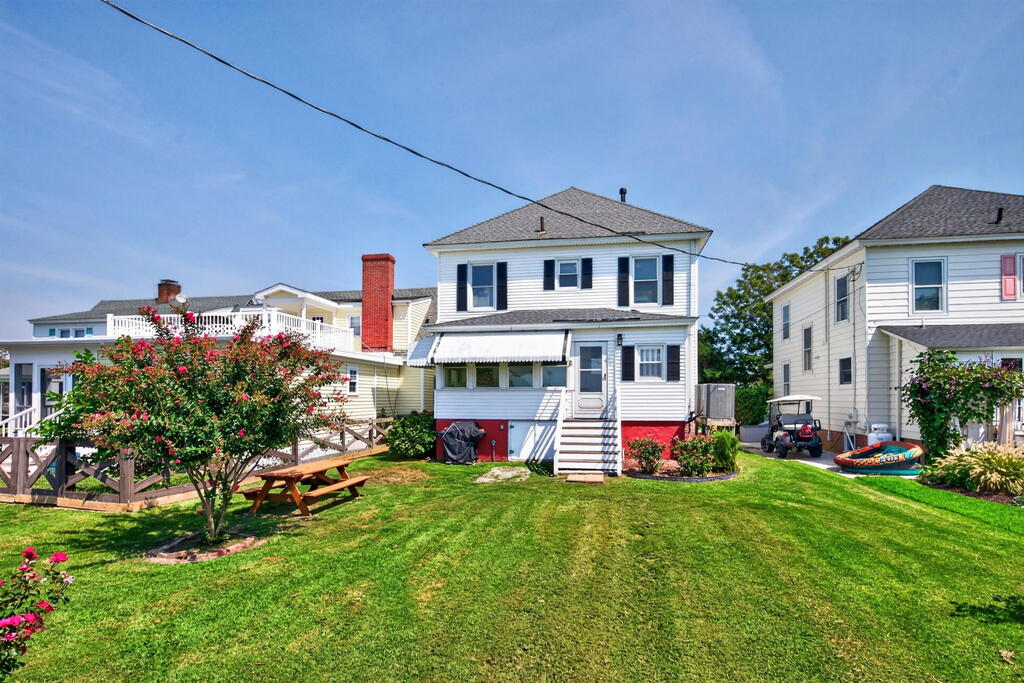 507 Harbor Ave 5