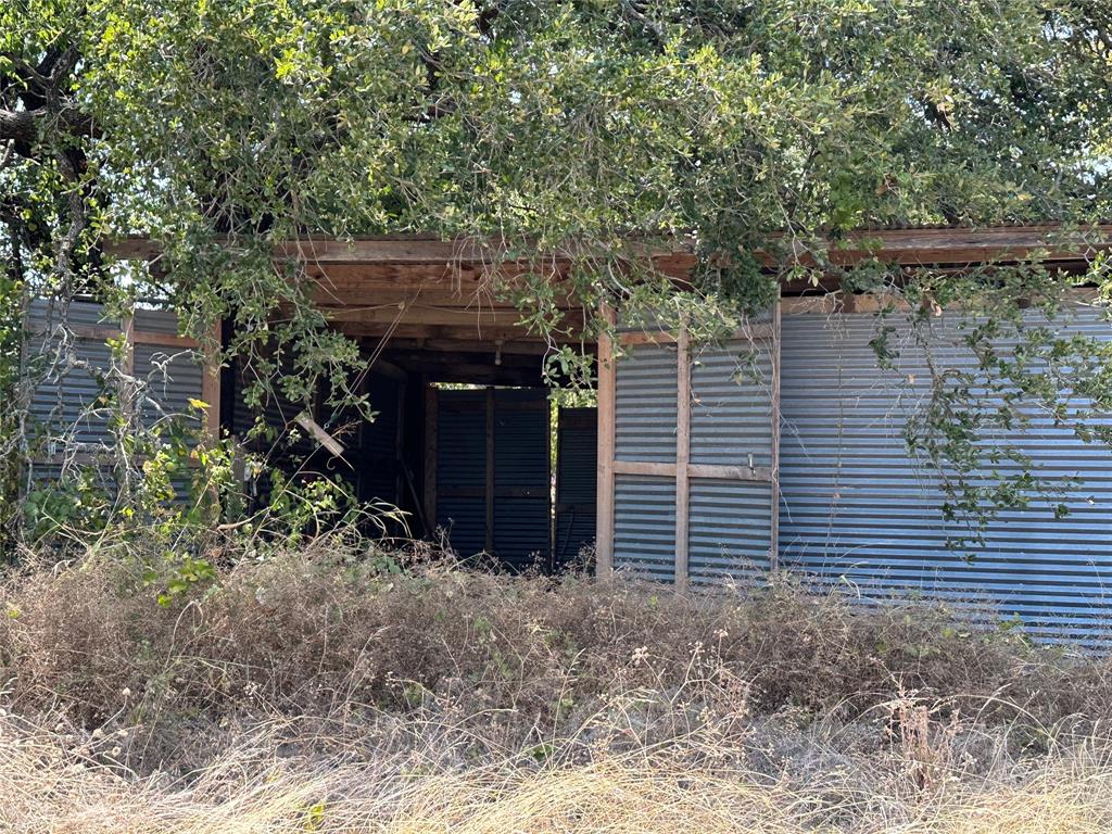 1636 County Road 207