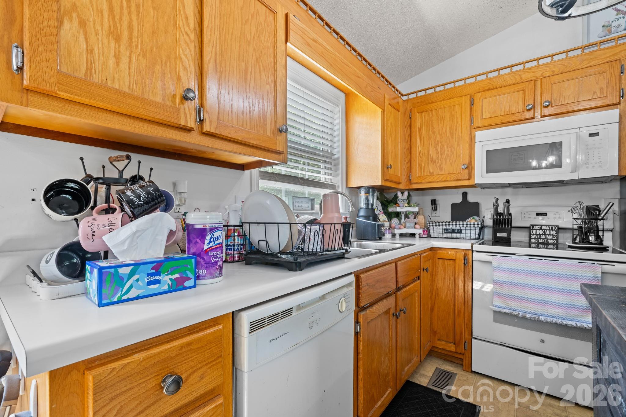 900 Pine Mountain Road
