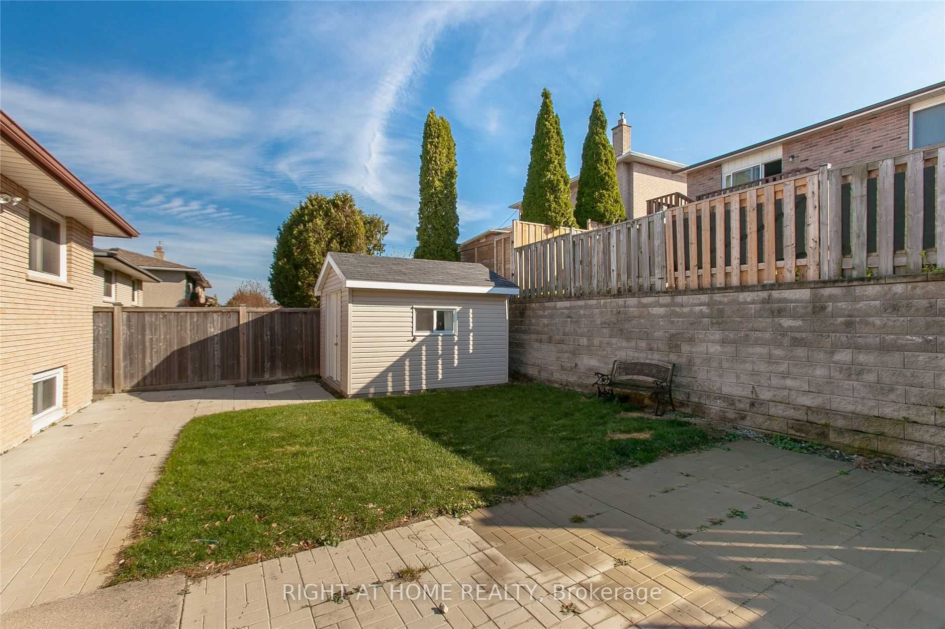 89 Greencedar Dr Dr Lower