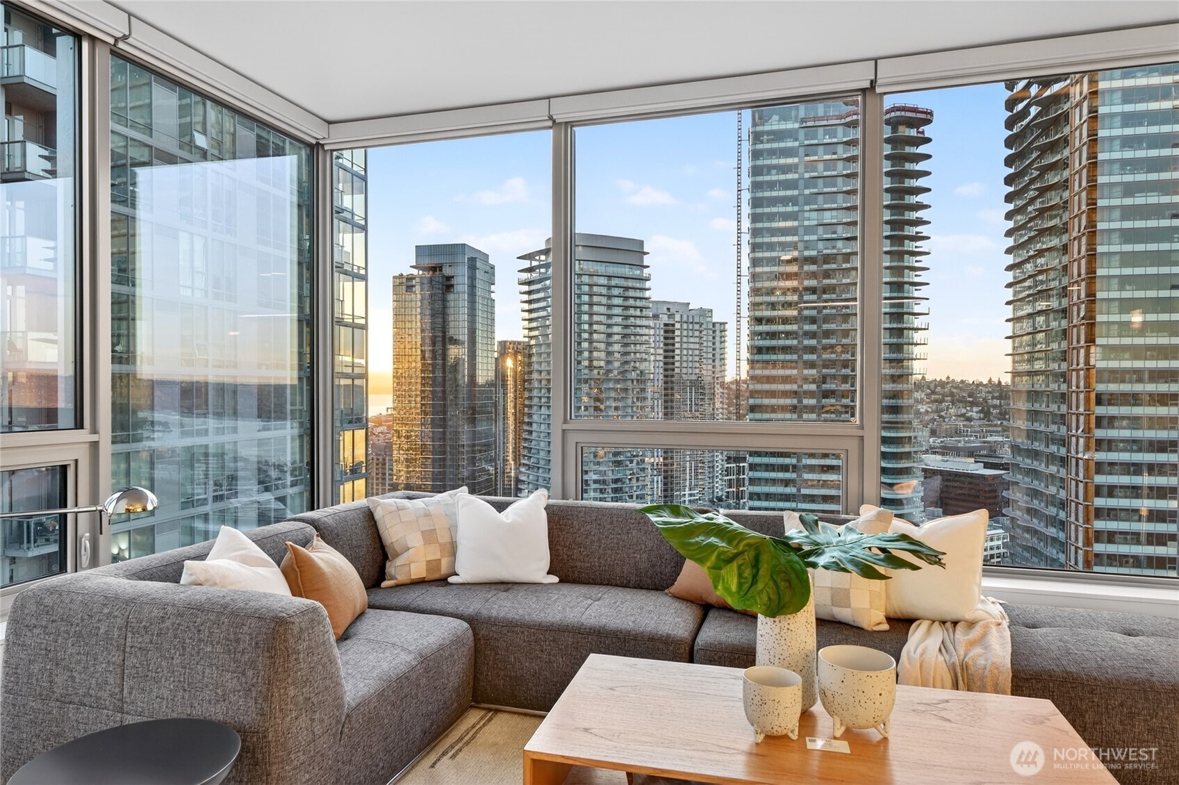 1808 Minor Avenue 2805