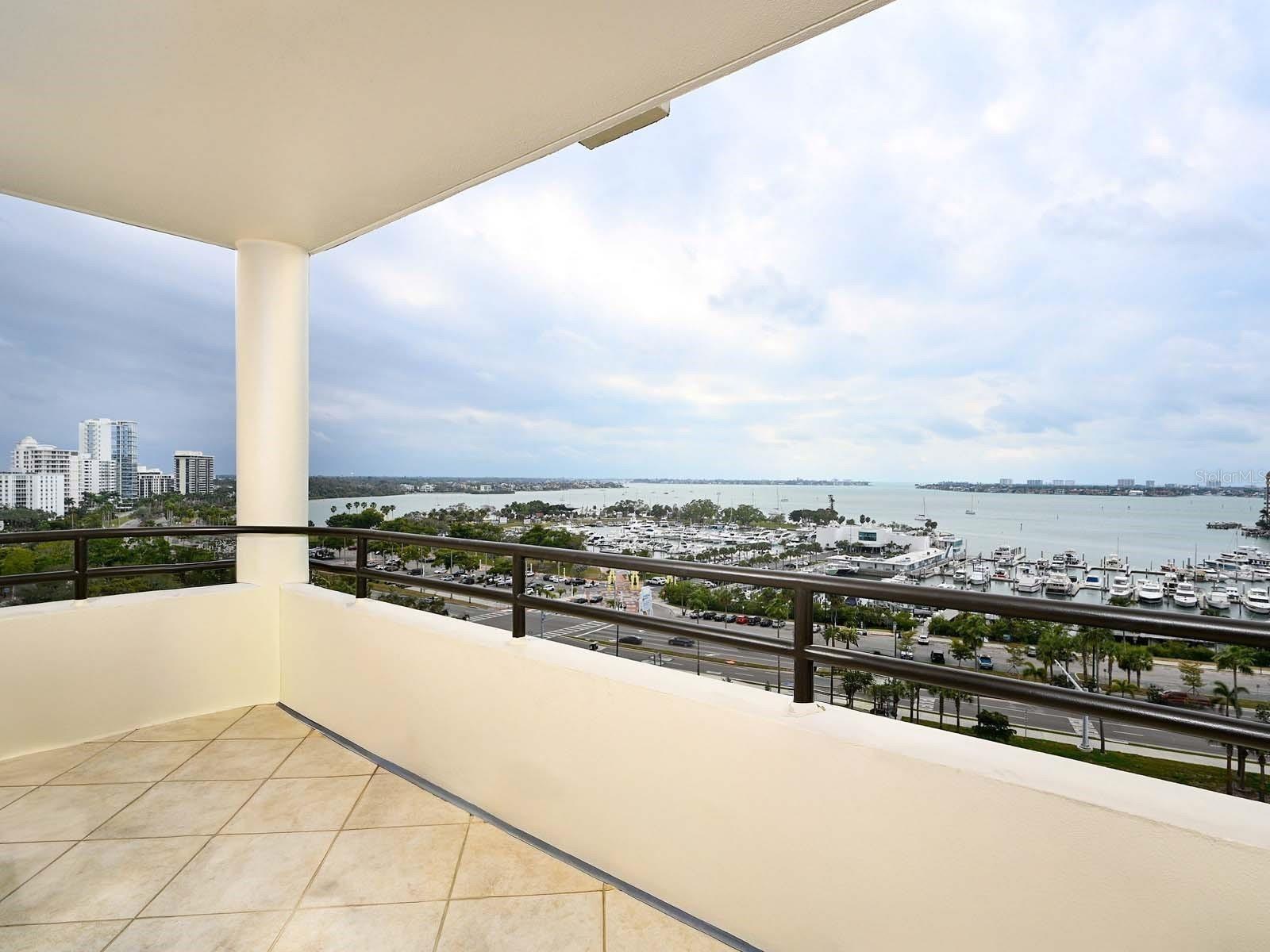 1255 N Gulfstream Avenue 1106