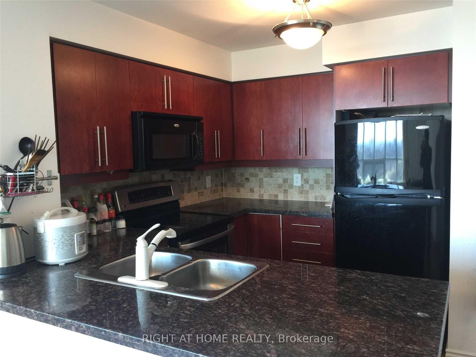 25 Greenview Ave 2319