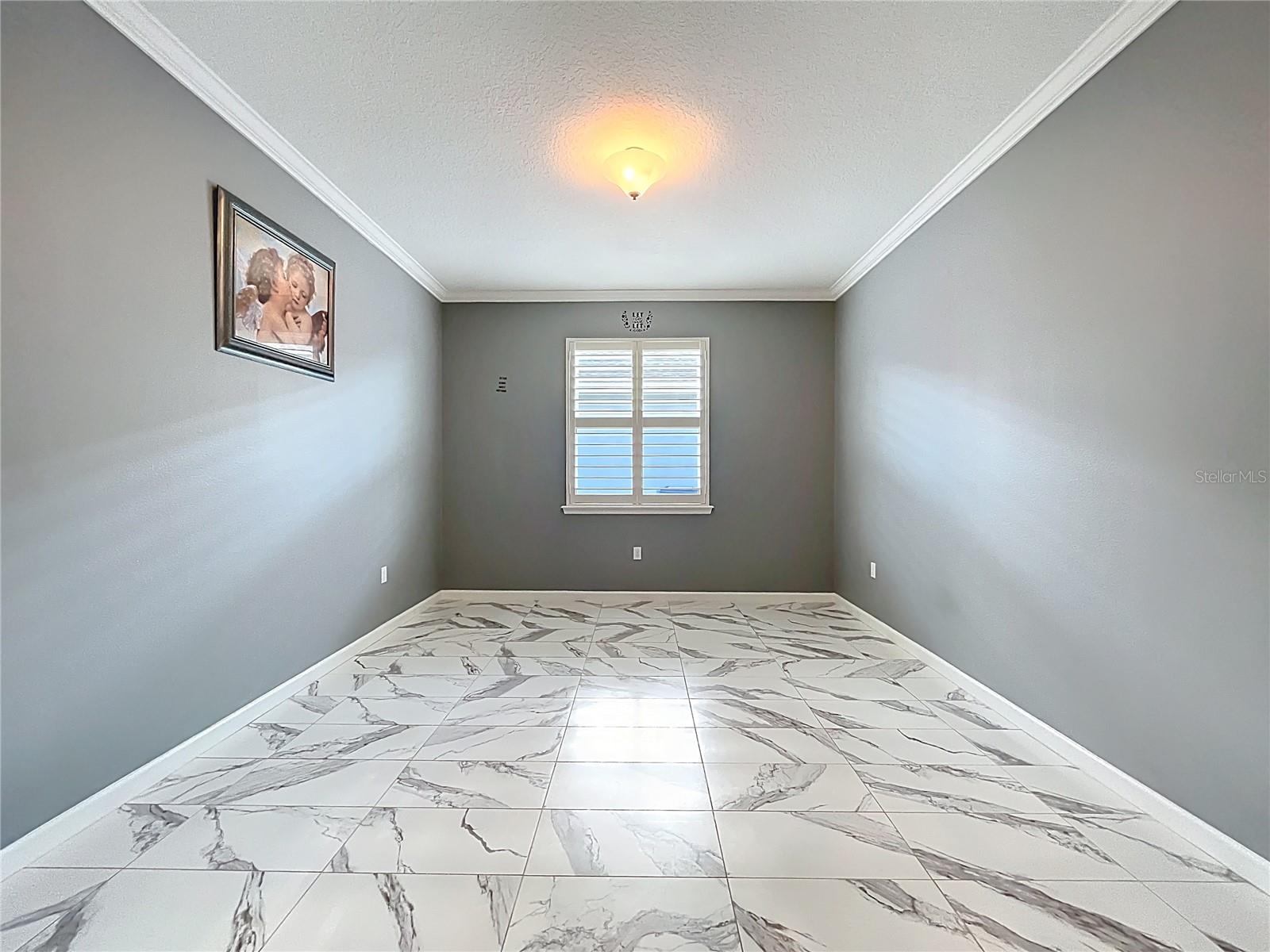 295 Northcote Court