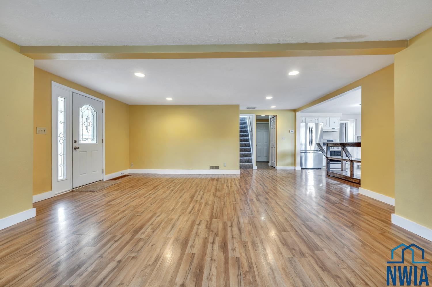 607 Albany Avenue Ne