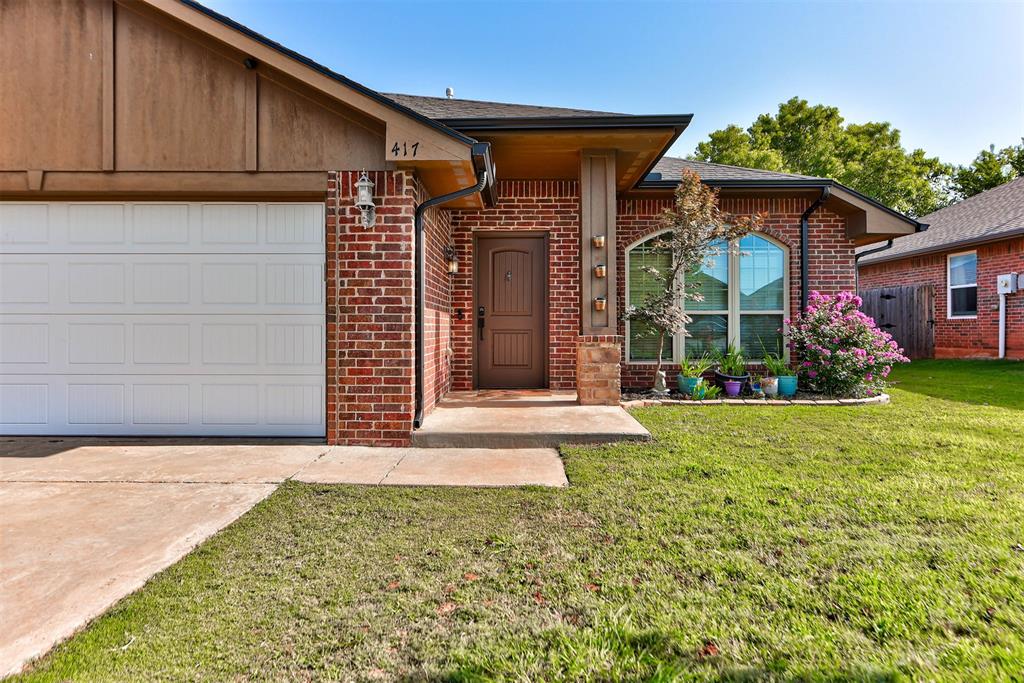 Move-in ready and beautifully refreshed! This well-maintained home features fresh interior paint and brand-new carpet throughout, giving it a clean, modern feel. The kitchen has been updated with a new induction stove and a new refrigerator, making it ready for everyday living or entertaining.Enjoy a functional floor plan with comfortable living spaces, spacious bedrooms, and all the updates needed to make this home truly move-in ready. Conveniently located in a desirable Norman neighborhood with easy access to shopping, dining, schools, and i35.