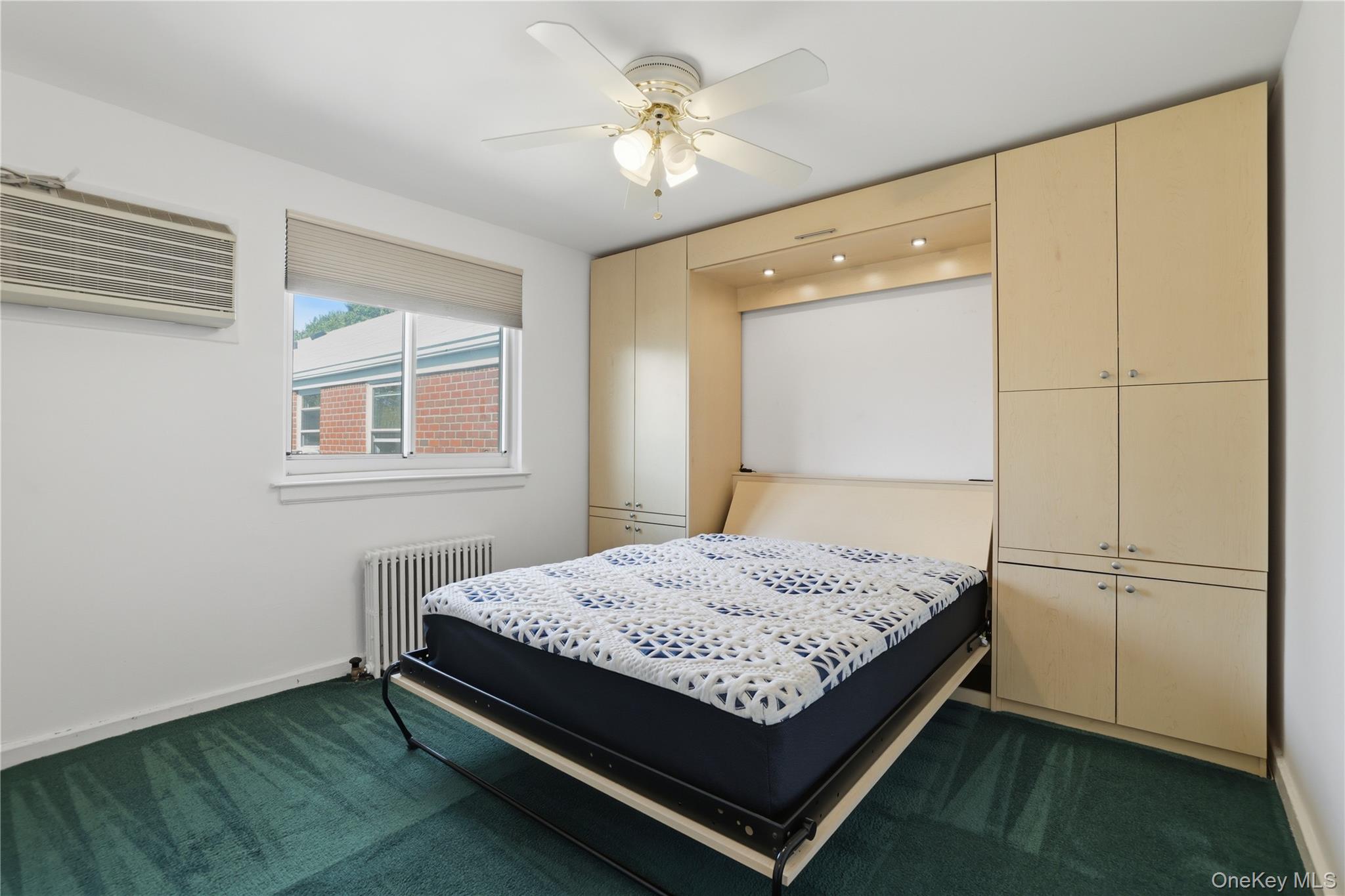 254-18 2nd Floor 75 Ave Upper