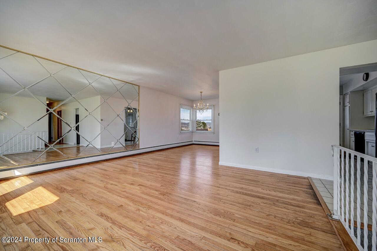 437 Jessup Avenue