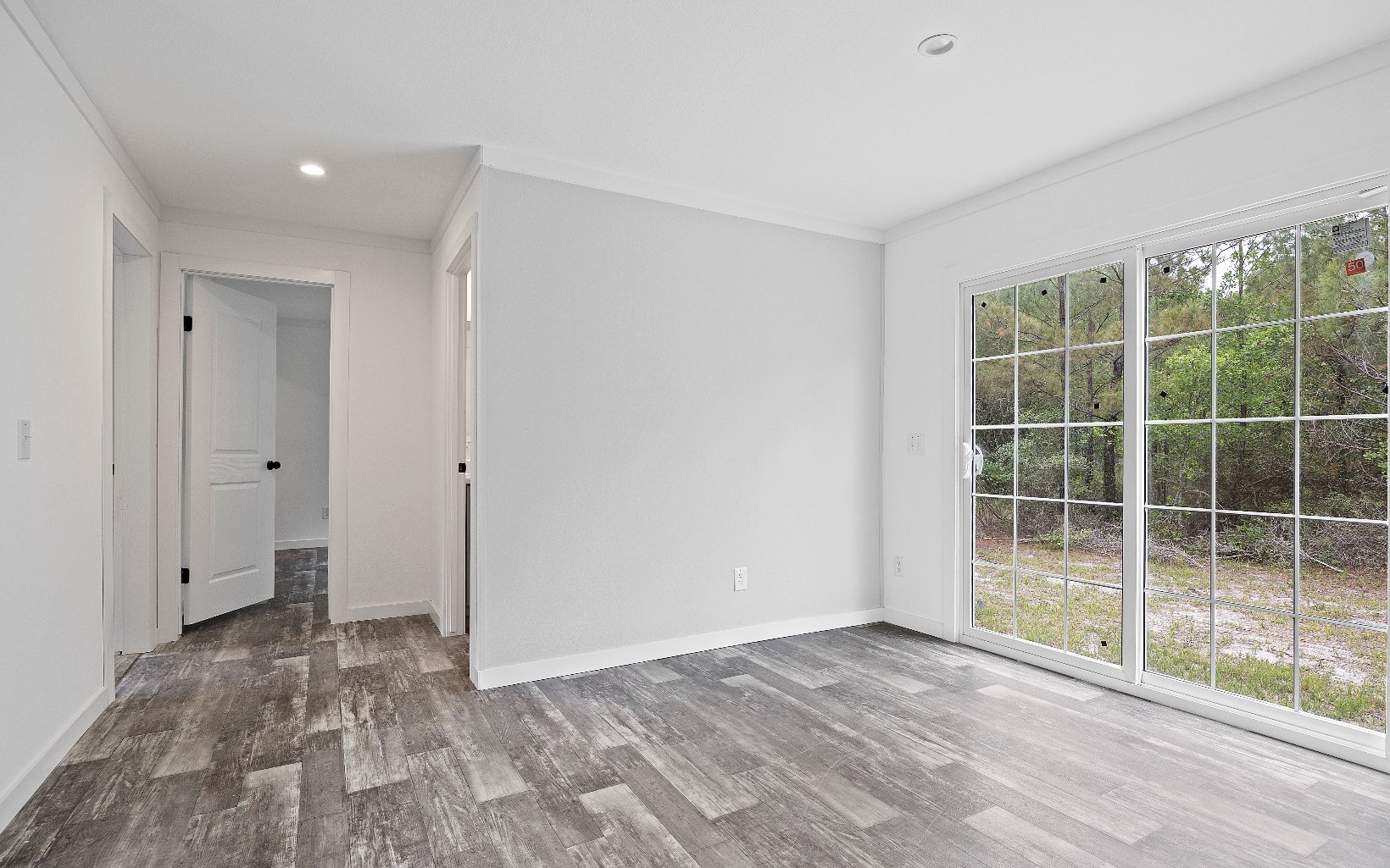 458 NW Ivy Gln