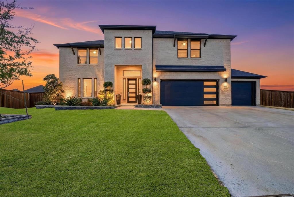 9917 Clover Forest, Court Frisco, TX