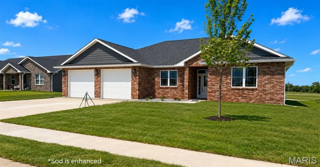 205 E Larkspur Ct